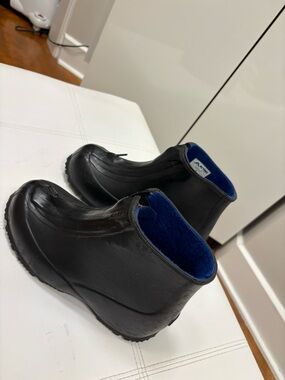 Prince Black Short Rain Boots with Blue Lining